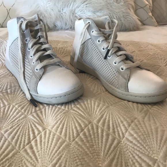 ED by Ellen DeGeneres basketball sneakers - Picture 1 of 7